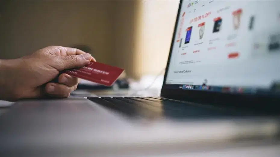 Online Alışverişte Sahte Yorumlara Karşı Yeni Tedbirler Geliştirildi