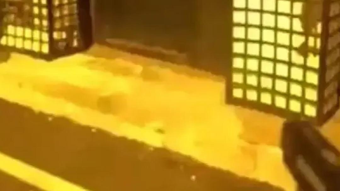 Türkiye bu olaydan bahsetti! Babasını çocuklarıyla tokatladı ... Tutuklanan saldırganın işyeri 4 vuruldu.